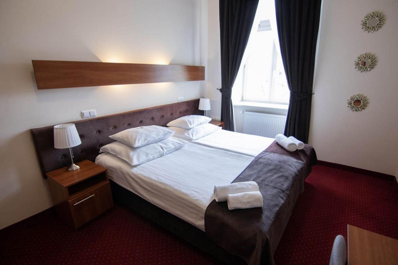 Hotel Zamkowy Валбжих Екстер'єр фото